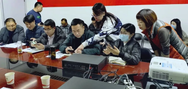 陕西励志院线邀请放映终端厂家技术工程师，组织各地市技术服务人员开展专项培训.png
